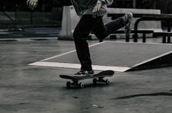 开云体育平台APP-唯一性对决，弗里茨的硬地法则与郑钦文的破局时刻—美网焦点战中的两种网球的终极碰撞