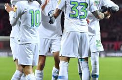 开云体育官方网站-关于莱比锡红牛队经过激烈比拼，战平了法兰克福球队的信息