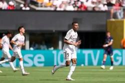 开云下载-皇马客场大败，联赛前景蒙上阴影