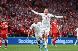 开云体育app-丹麦足球队在比赛中大胜对手实现四连胜