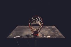 开云体育平台APP-布伦森临危受命化身关键先生，灰熊铁血防守淘汰太阳晋级