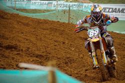 开云体育中国-鏖战开罗，卡塞米罗一锤定音，巴西险胜洪都拉斯晋级之路现曙光