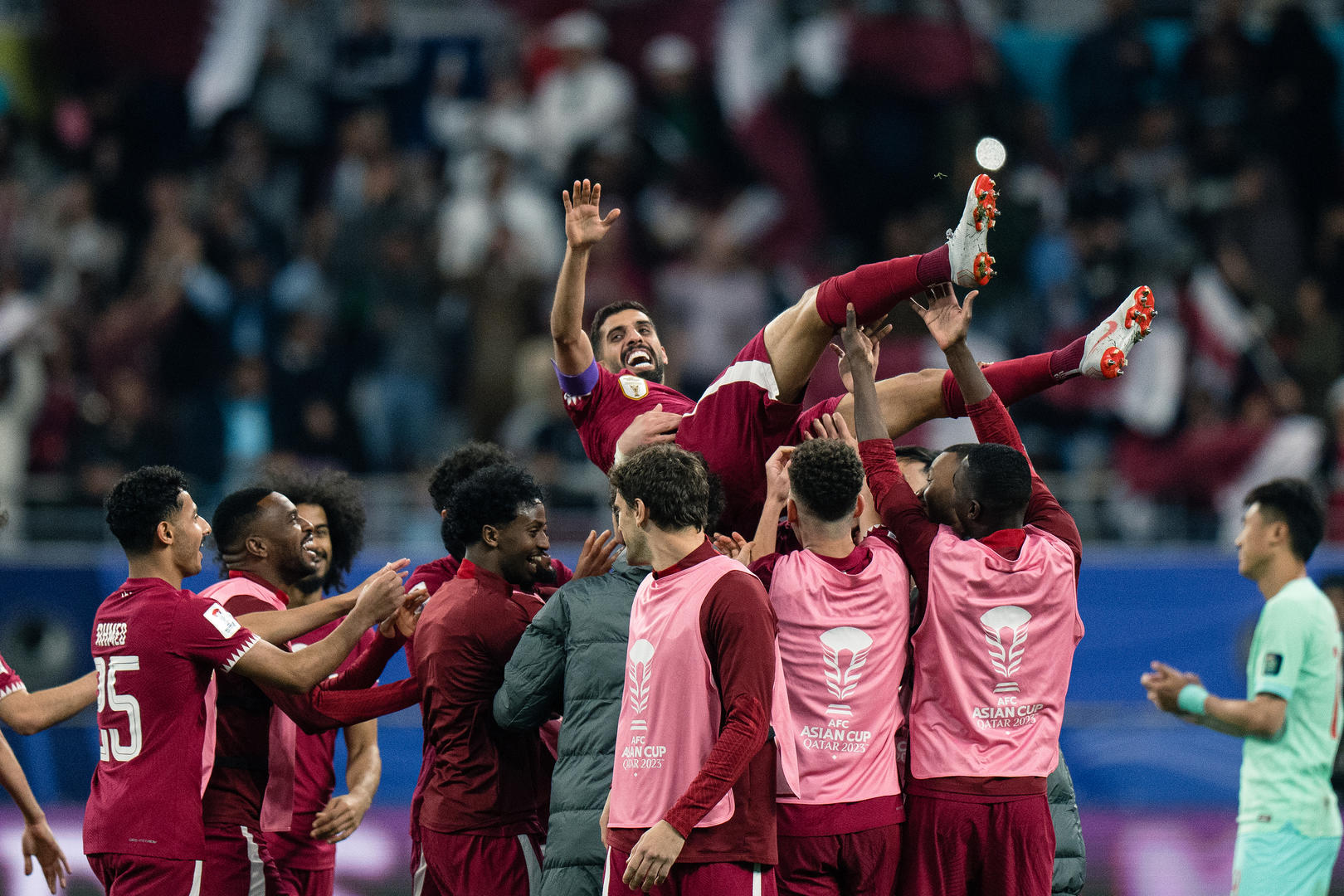 关于爱尔兰国家队在国际赛事中实现突破性胜利的信息 关于爱尔兰国家队在国际赛事中实现突破性胜利的信息