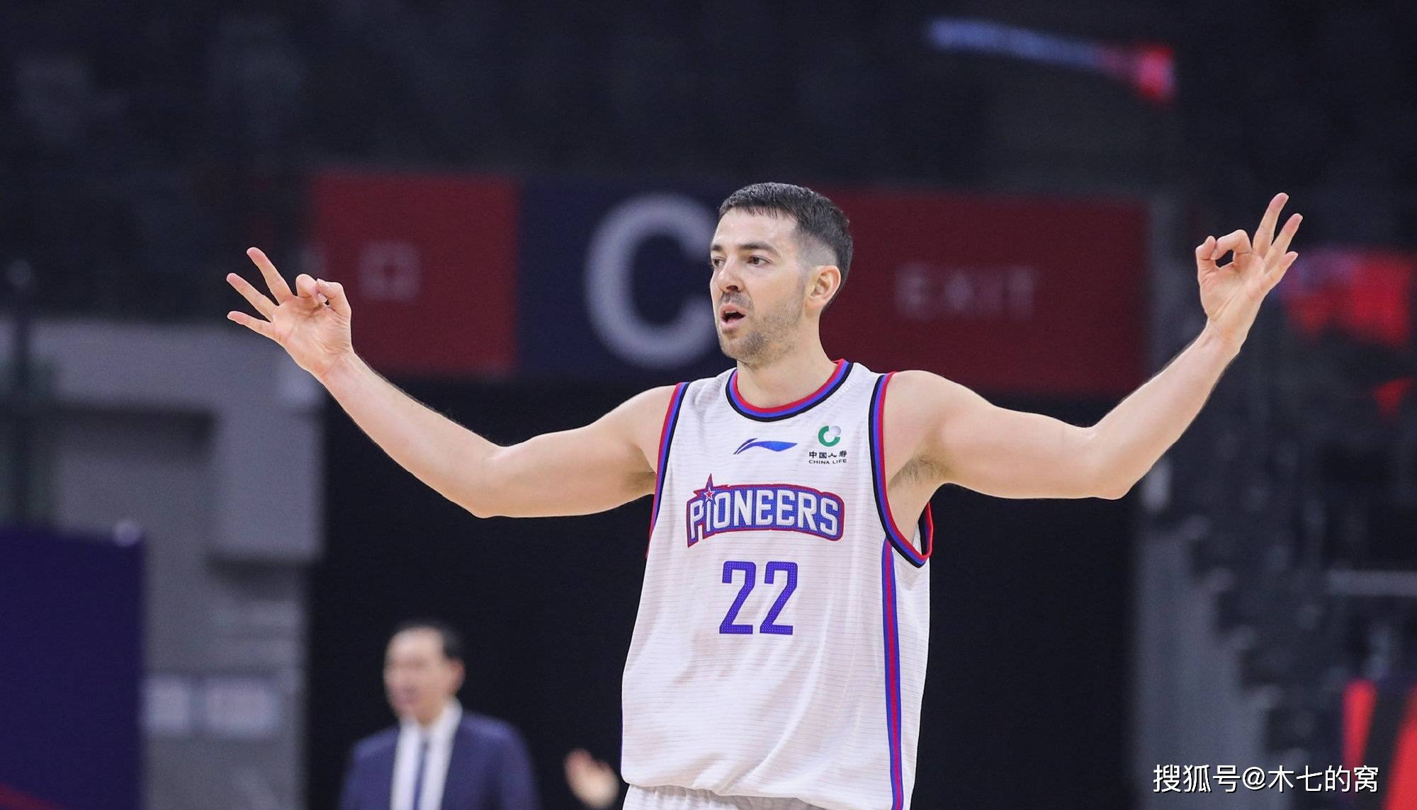 关于塞维利亚碾压加拿大，阿拉巴三分雨点燃全场的信息