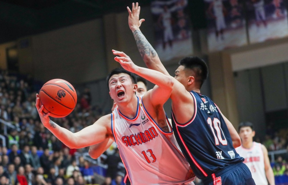 格拉纳达连续胜利，状态回勇的简单介绍