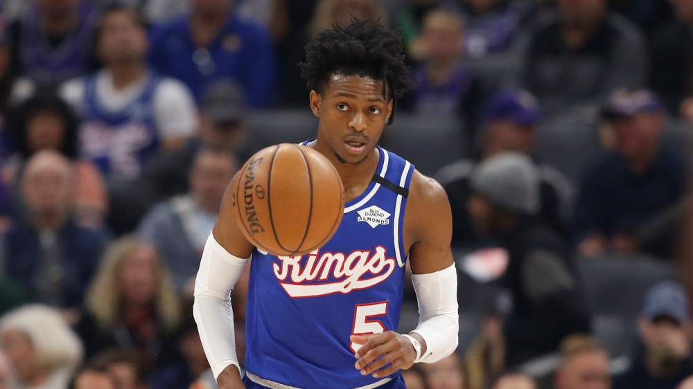 雄鹿轻取魔术，乔治惊艳四座