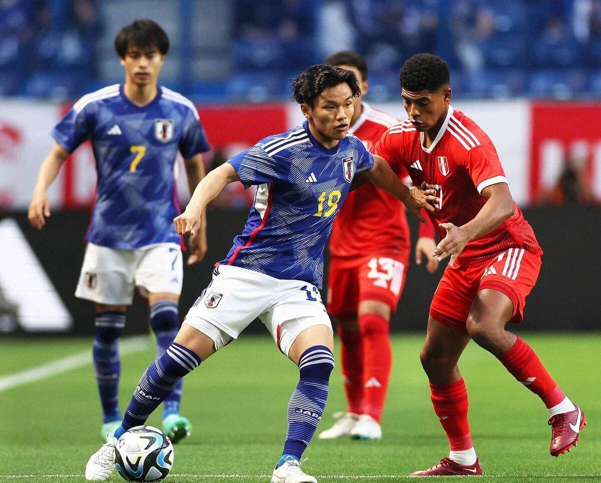 包含韩国队横扫法国队，李梓嘉状态火热的词条