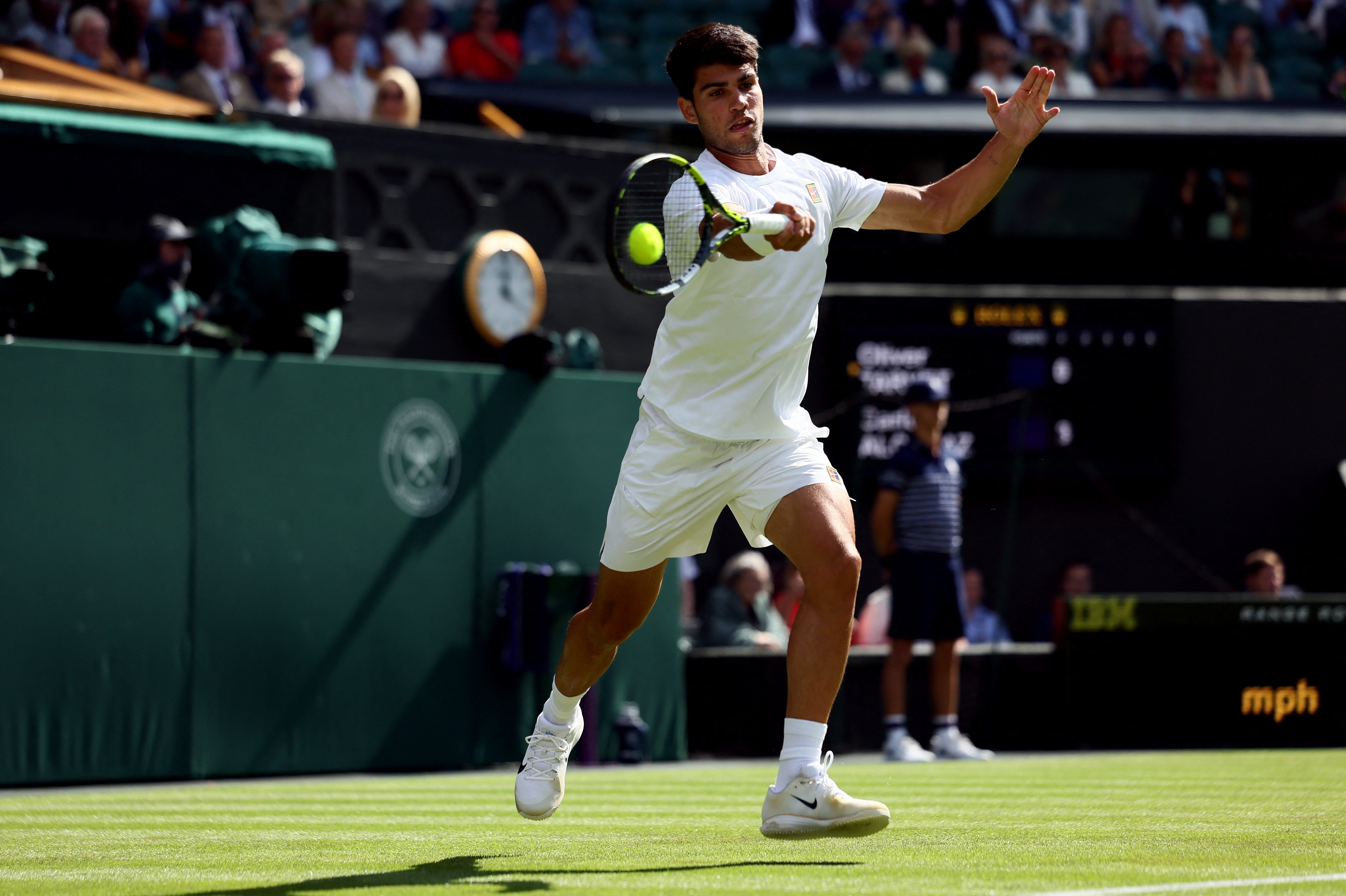 澳大利亚网球队横扫日本网球队，阿尔卡拉斯统治全场