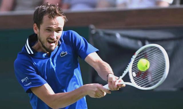 年终总决赛碾压美网，梅德韦杰夫高光表现