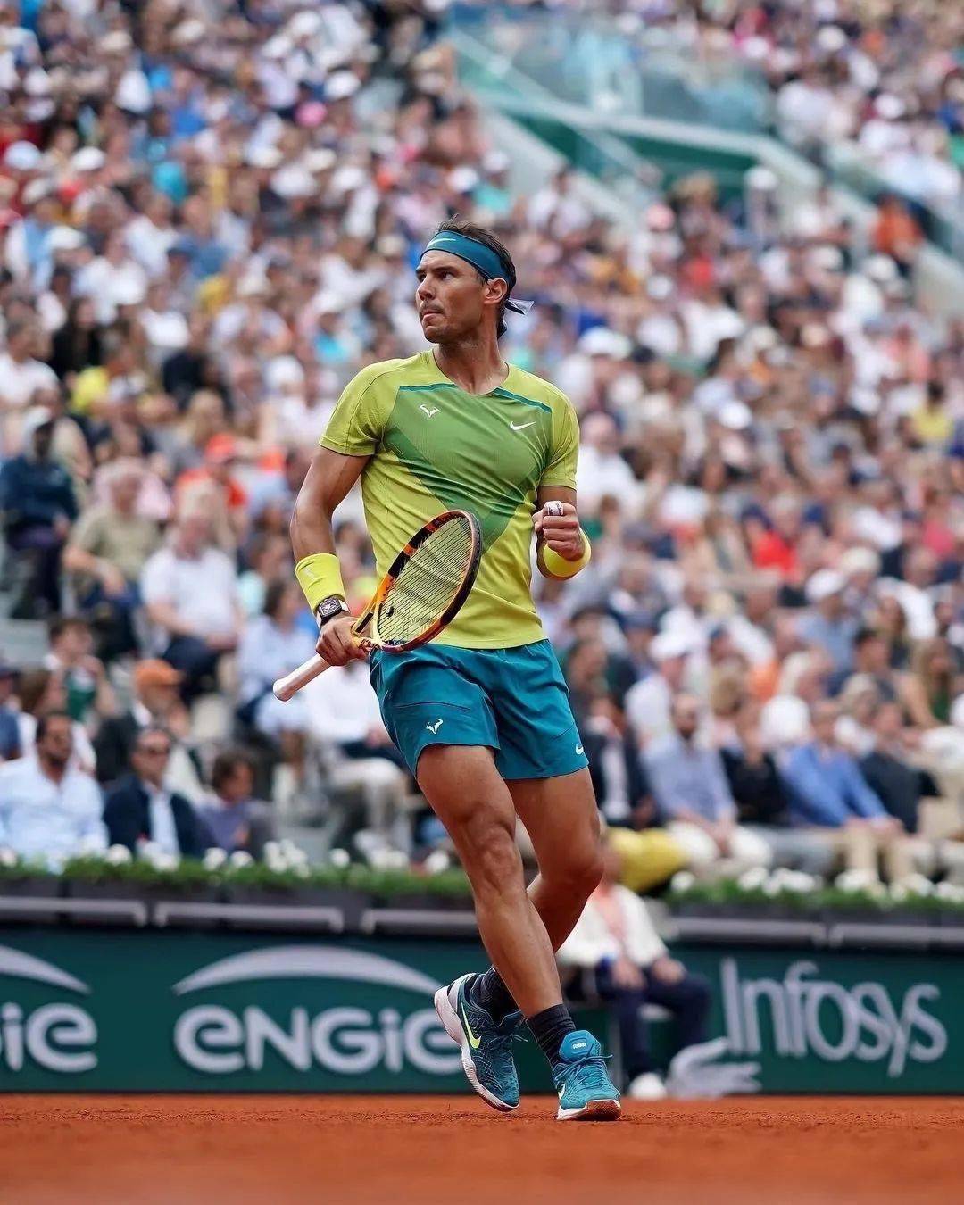 关于法国网球队险胜美国网球队，纳达尔送出助攻的信息