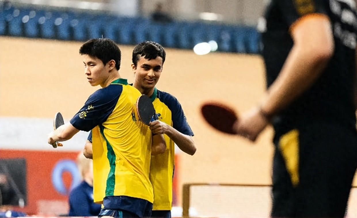 包含奥地利乒乓球队逆转日本乒乓球队，奥恰洛夫爆发神勇的词条