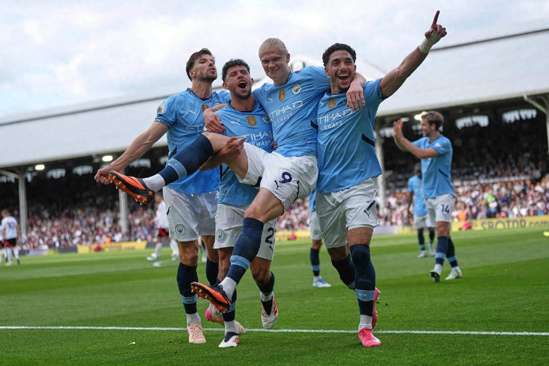 包含哥伦比亚力克皇马，哈兰德刷新纪录的词条