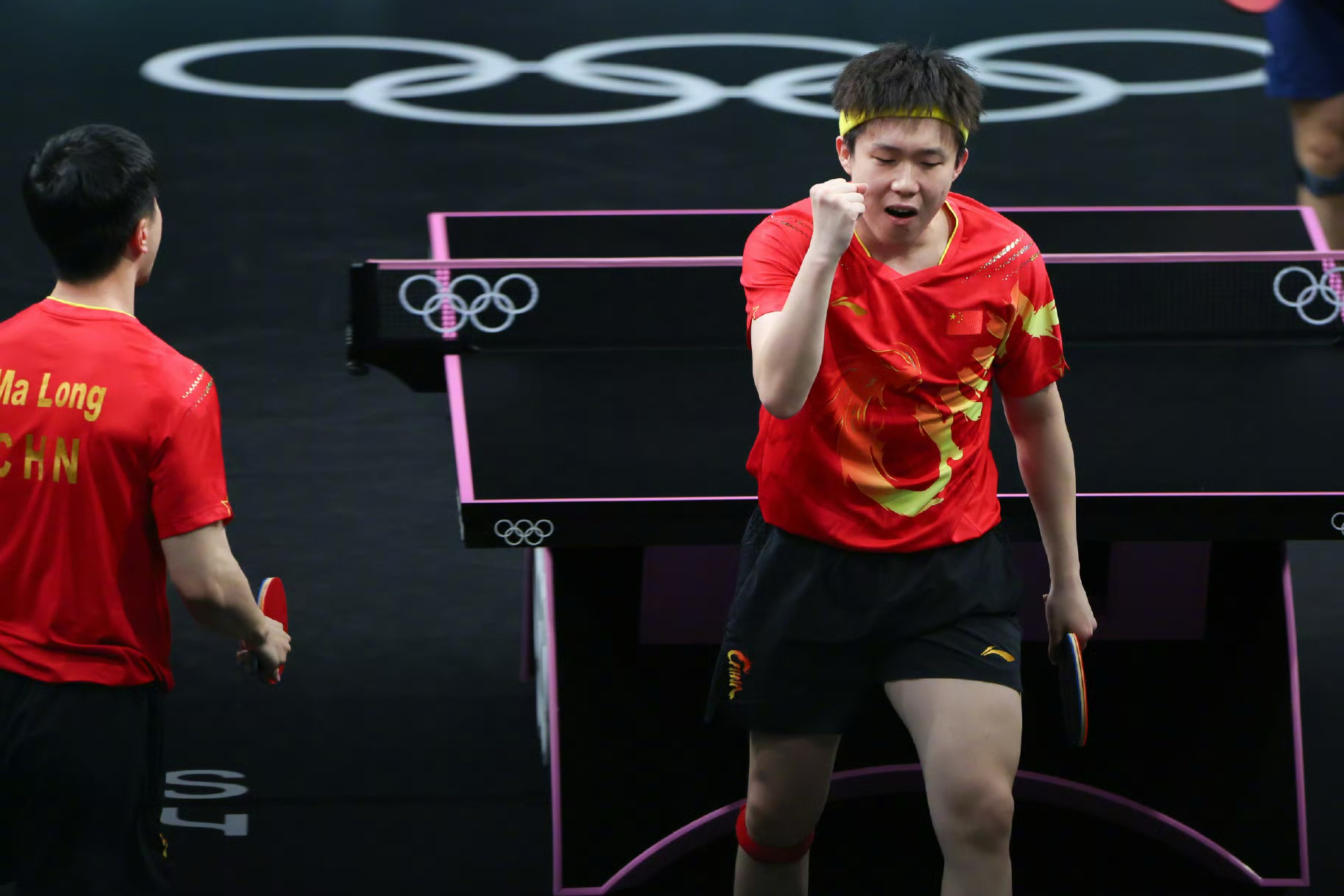 法国乒乓球队险胜比利时乒乓球队，张继科送出助攻的简单介绍