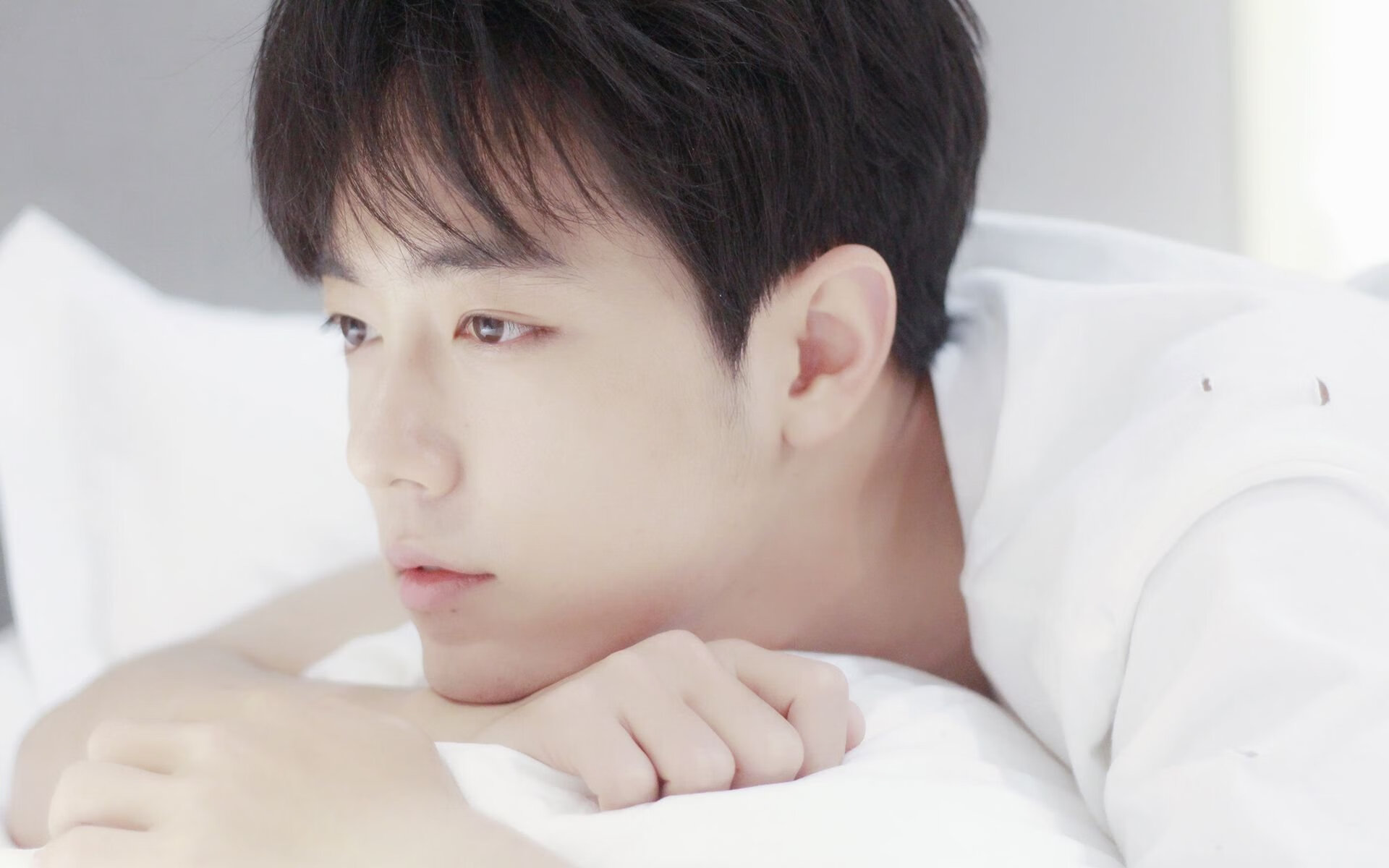 克莱·汤普森，冰封射手拉开差距，雄鹿淘汰赛力克吉林队