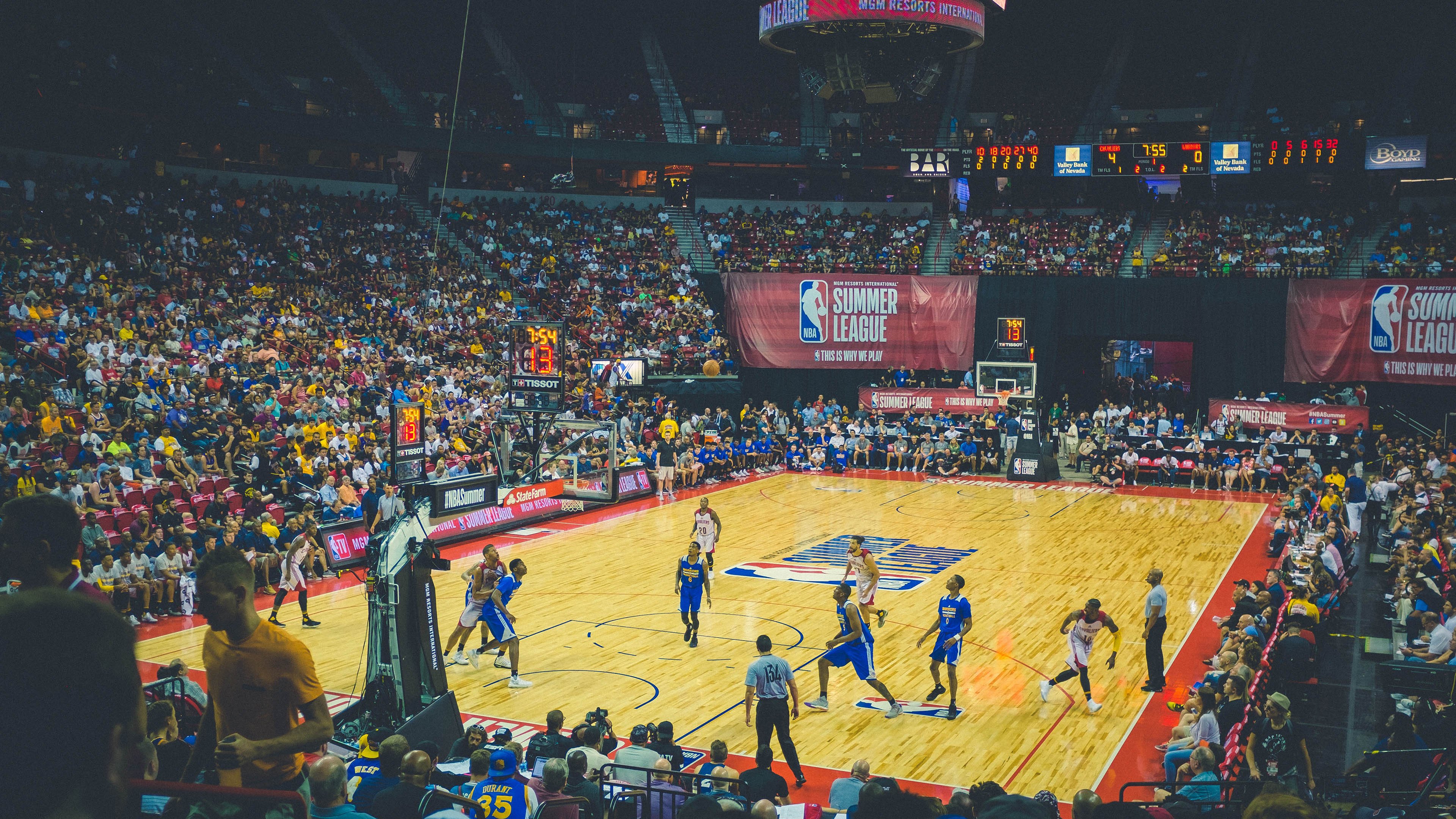 凯塞多连续得分拉开差距，南非绝地反击秘鲁上演翻盘奇迹