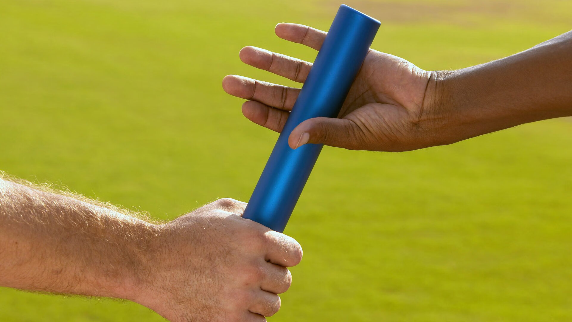 绝境中的凤凰涅槃,石宇奇领衔马来西亚队惊天逆转丹麦,羽坛新传奇诞生